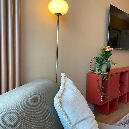 Lily żurawie Premium Apartament *